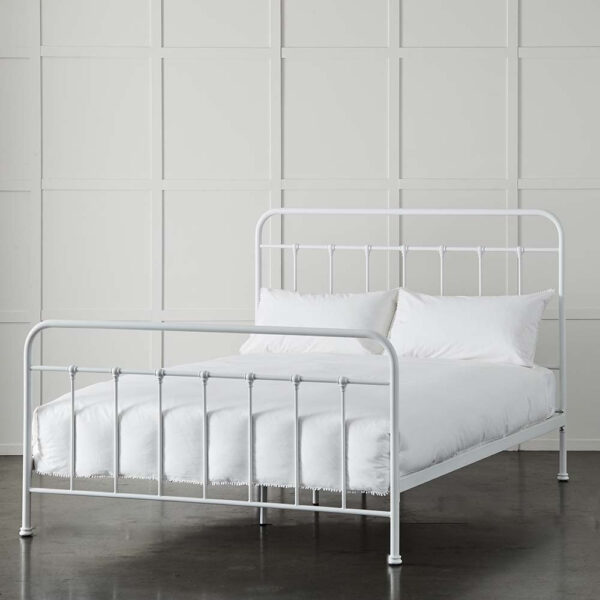 Alexander Queen Bed