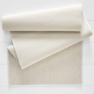 Amour Table Runner