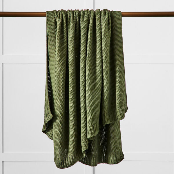 Constance Throw