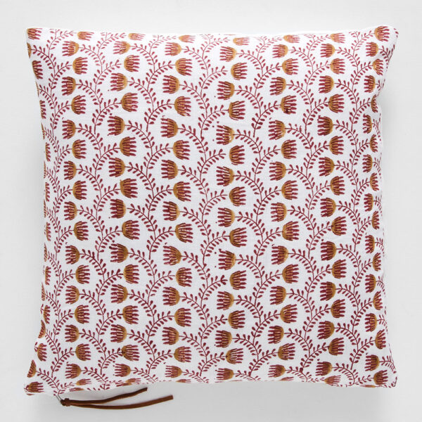 Esta Cushion 50x50