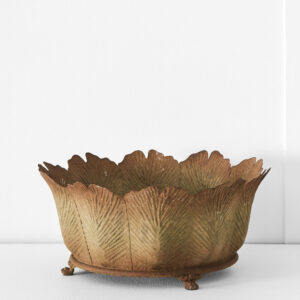 Lustra Leaf Planter