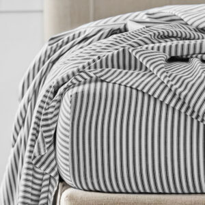 Parish Fitted Sheet - Black & white