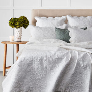 Pembroke Coverlet 240x260