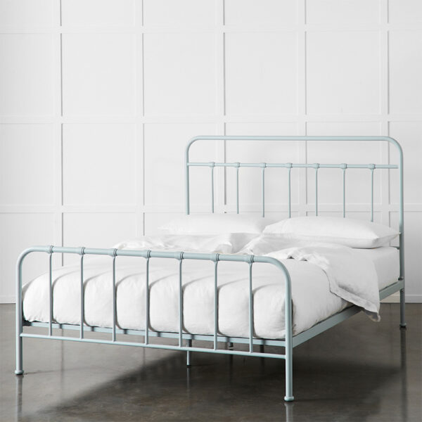 Quinn Queen Bed
