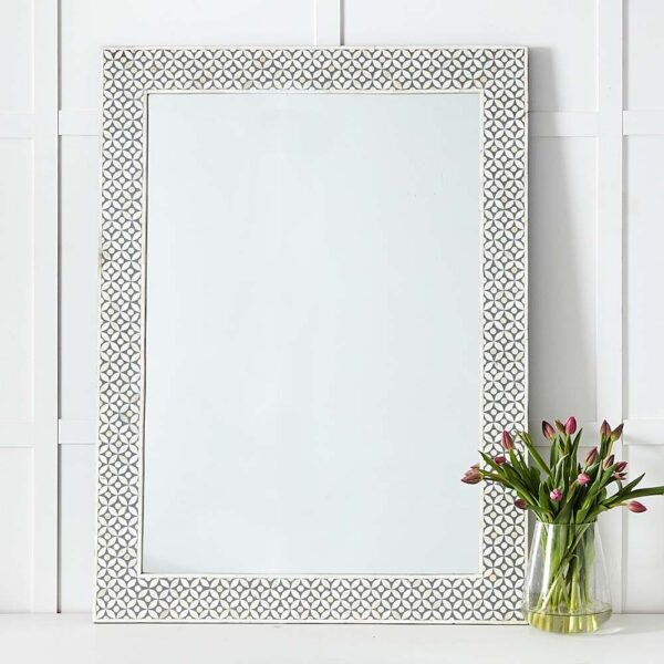 Richardson Mirror